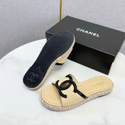 CHANEL 26S PLATFORM SLIDES IN BEIGE LAMBSKIN WITH CC LOGO