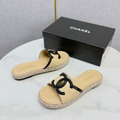 CHANEL 26S PLATFORM SLIDES IN BEIGE LAMBSKIN WITH CC LOGO