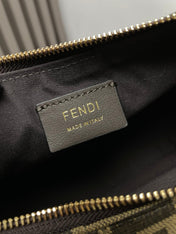 FENDIGRAPHY MEDIUM 29 IN GURKHA JACQUARD FABRIC FF MOTIF GOLD HARDWARE