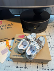 MIUMIU 26S RUNNING SNEAKERS IN SILVER CALFSKIN AND WHITE MESH RUBBER SOLE