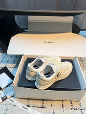 CHANEL 26S CHUNKY SNEAKERS IN WHITE GRAINED CALFSKIN AND FABRIC