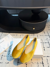 THE ROW 26S CLASSIC BALLET FLATS IN YELLOW VELVET