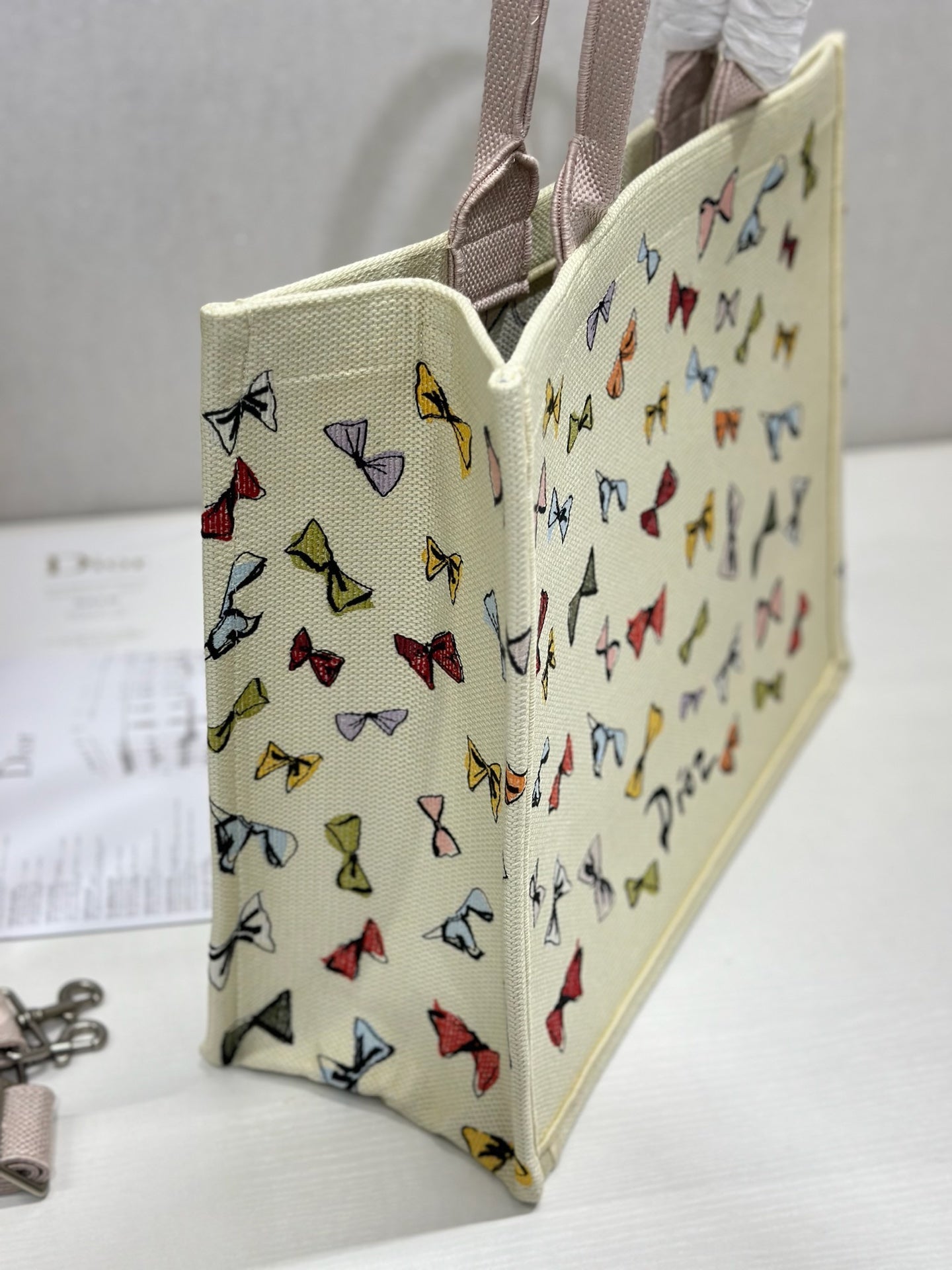 DIOR 26S LARGE BOOK TOTE 42 BEIGE WHITE BOW PRINT WOVEN FABRIC
