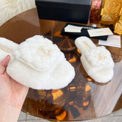 CHANEL 25S FUR SLIPPERS IN WHITE LOGO GOLD HARDWARE