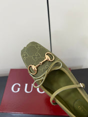 GG MARY JANE 25S IN MOSS GREEN CANVAS WITH GOLD HARDWARE
