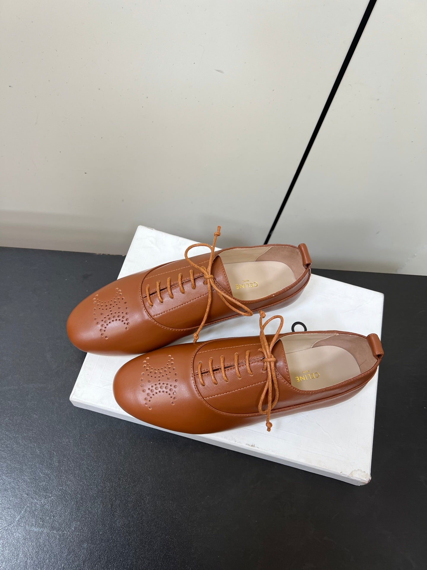 CELINE 26S MINIMAL LACE-UP SHOES IN BROWN CALFSKIN