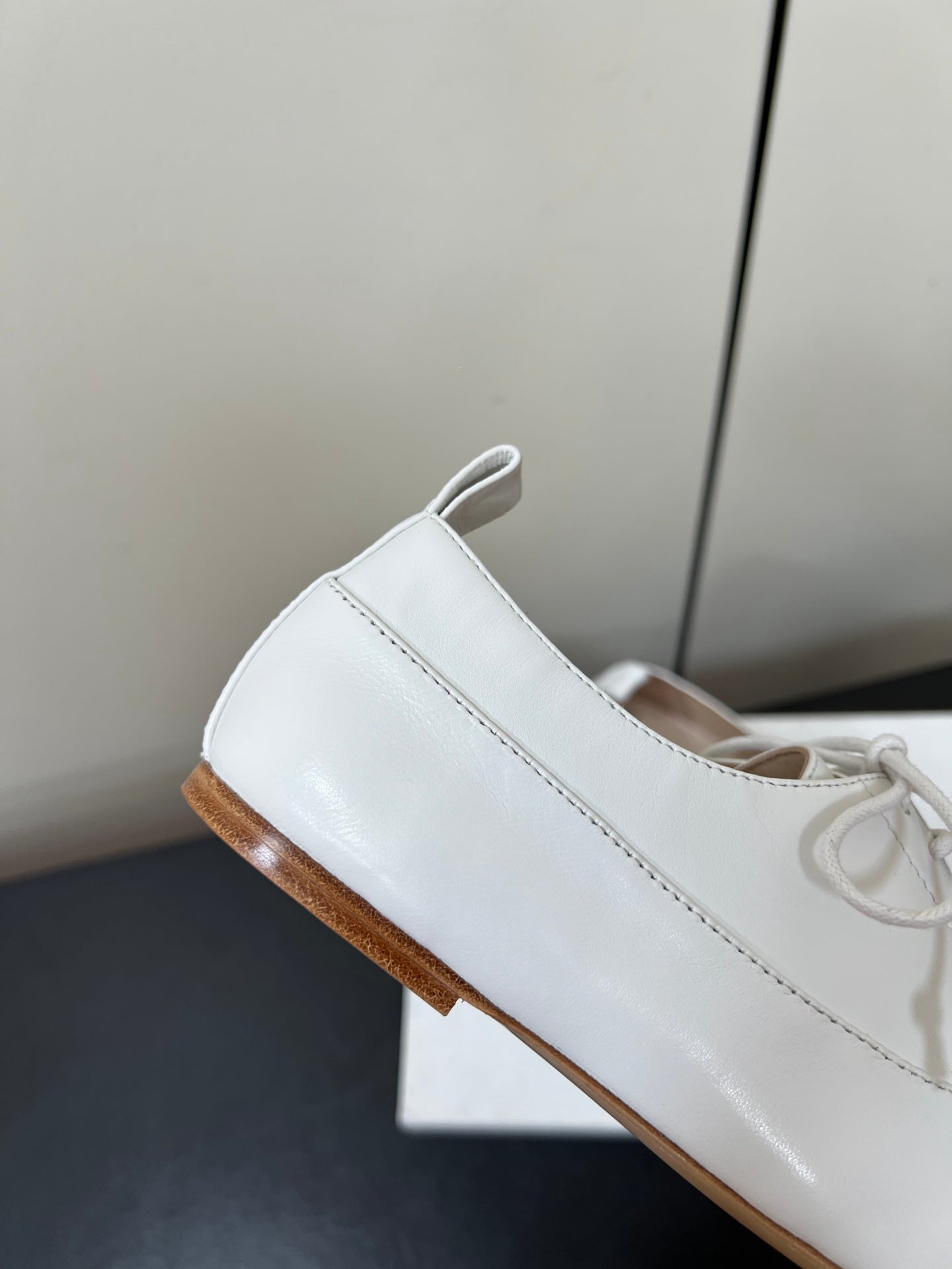 CELINE 26S MINIMAL LACE-UP SHOES IN WHITE CALFSKIN
