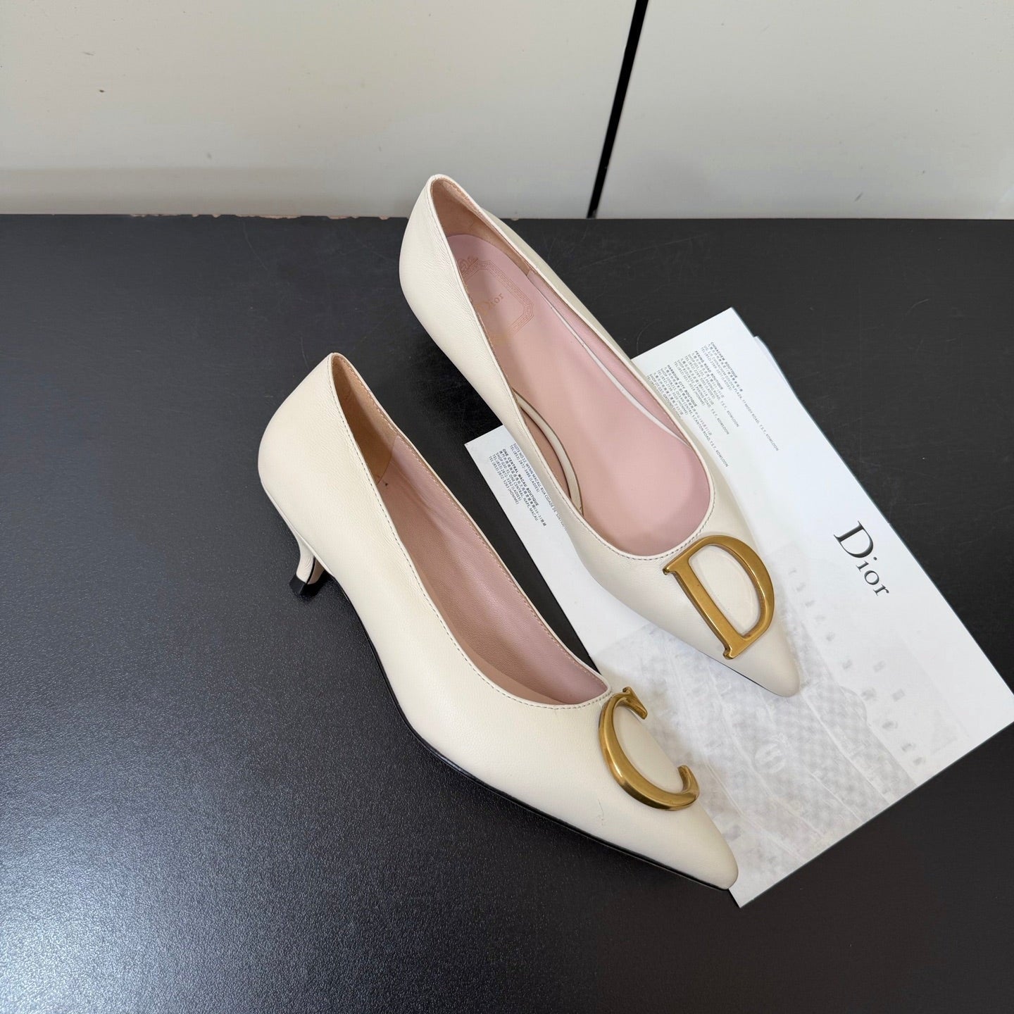 DIOR 26S POINTED-TOE HIGH HEELS 35MM IN CREAM WHITE CALFSKIN GOLD HARDWARE