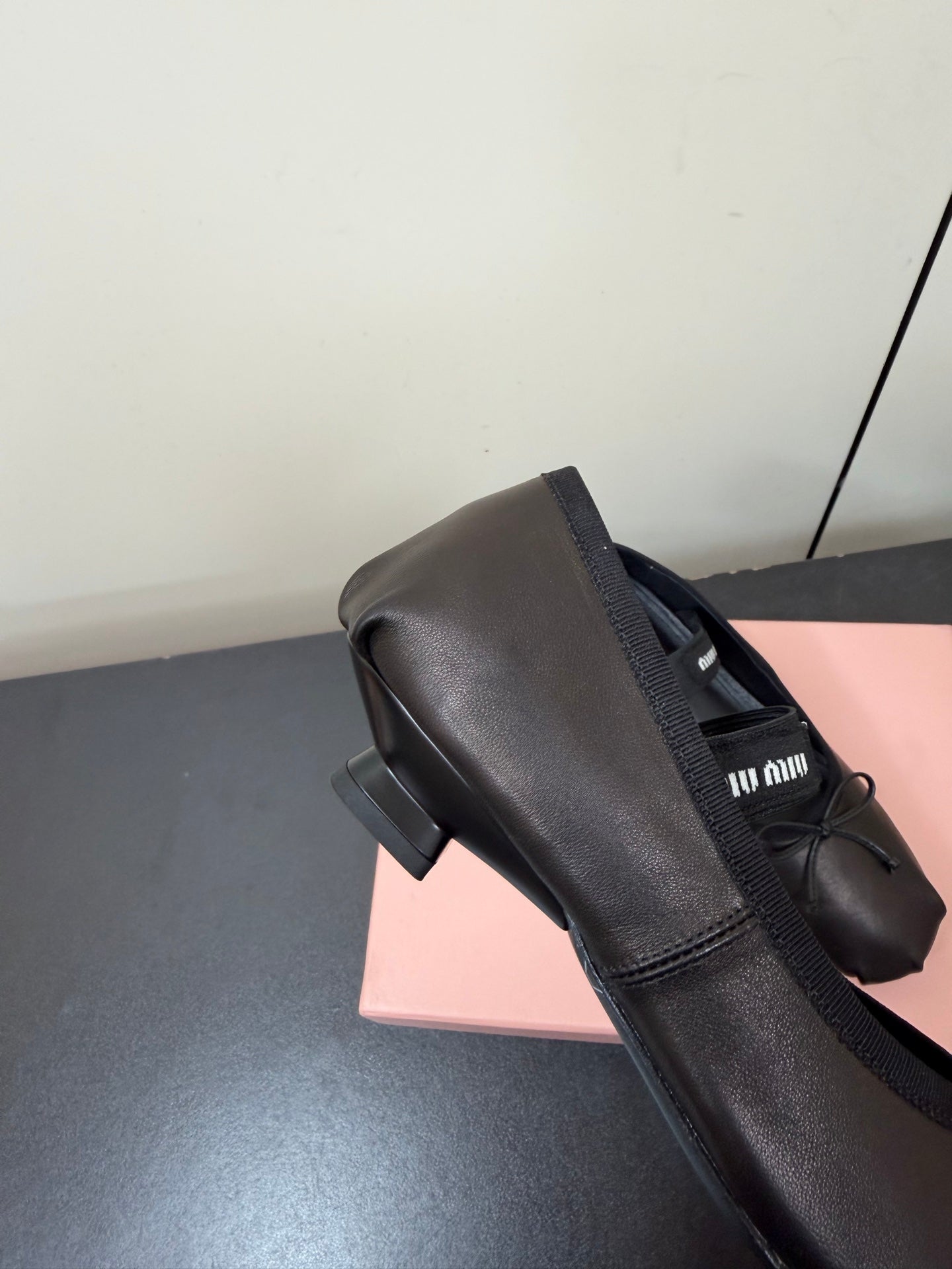 MIUMIU 26S FAIRY BALLET FLATS IN BLACK CALFSKIN