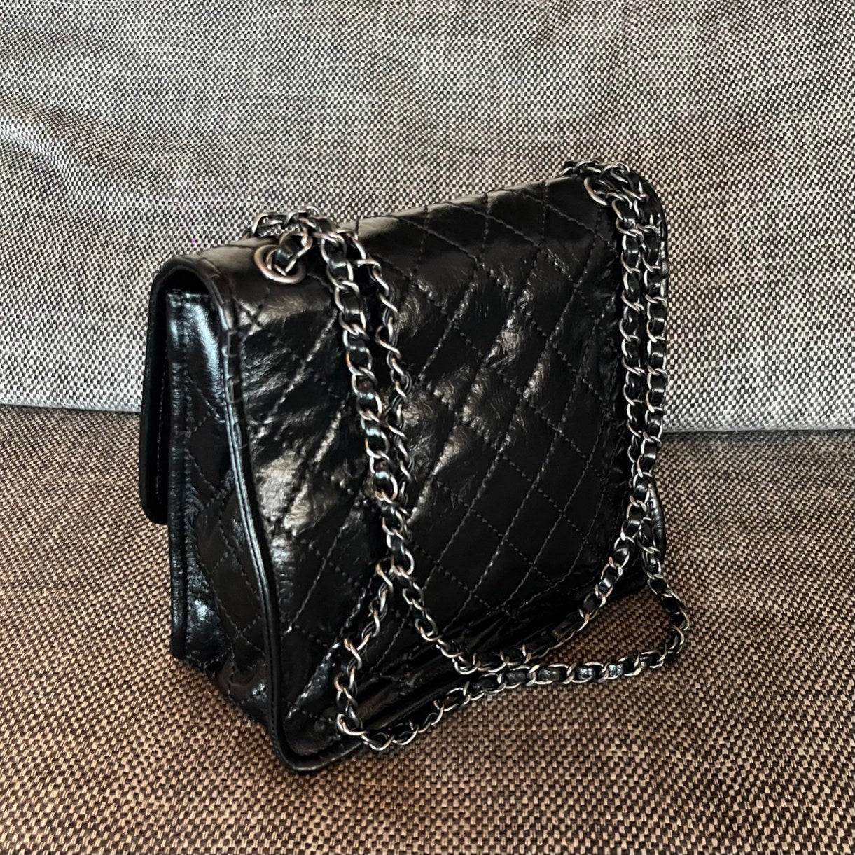 CHANEL 26S CLASSIC FLAP BAG 26 IN BLACK AGED CRINKLED CALFSKIN DARK SILVER HARDWARE