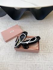MARY JANE PUMPS IN BLACK GLOSSY SHEEPSKIN