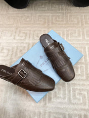 TASSEL MULES IN WALNUT BROWN LAMBSKIN