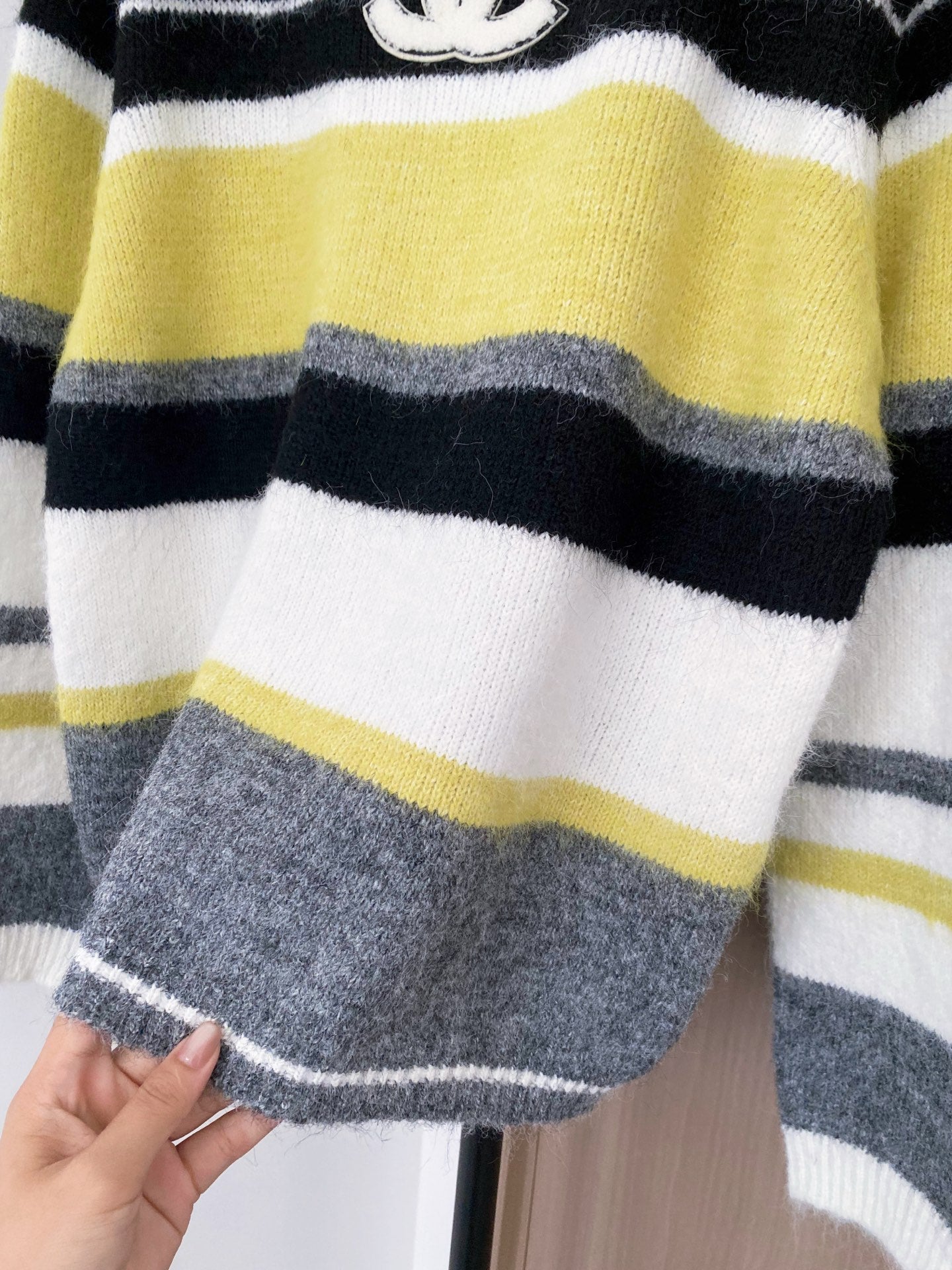 CHANEL 25S SWEATER 99230
