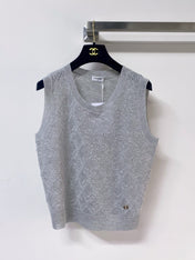 CHANEL 26S SLEEVELESS SWEATER STYLE 1047