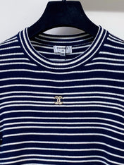 CHANEL 26S SHORT-SLEEVE SWEATER STYLE 1052