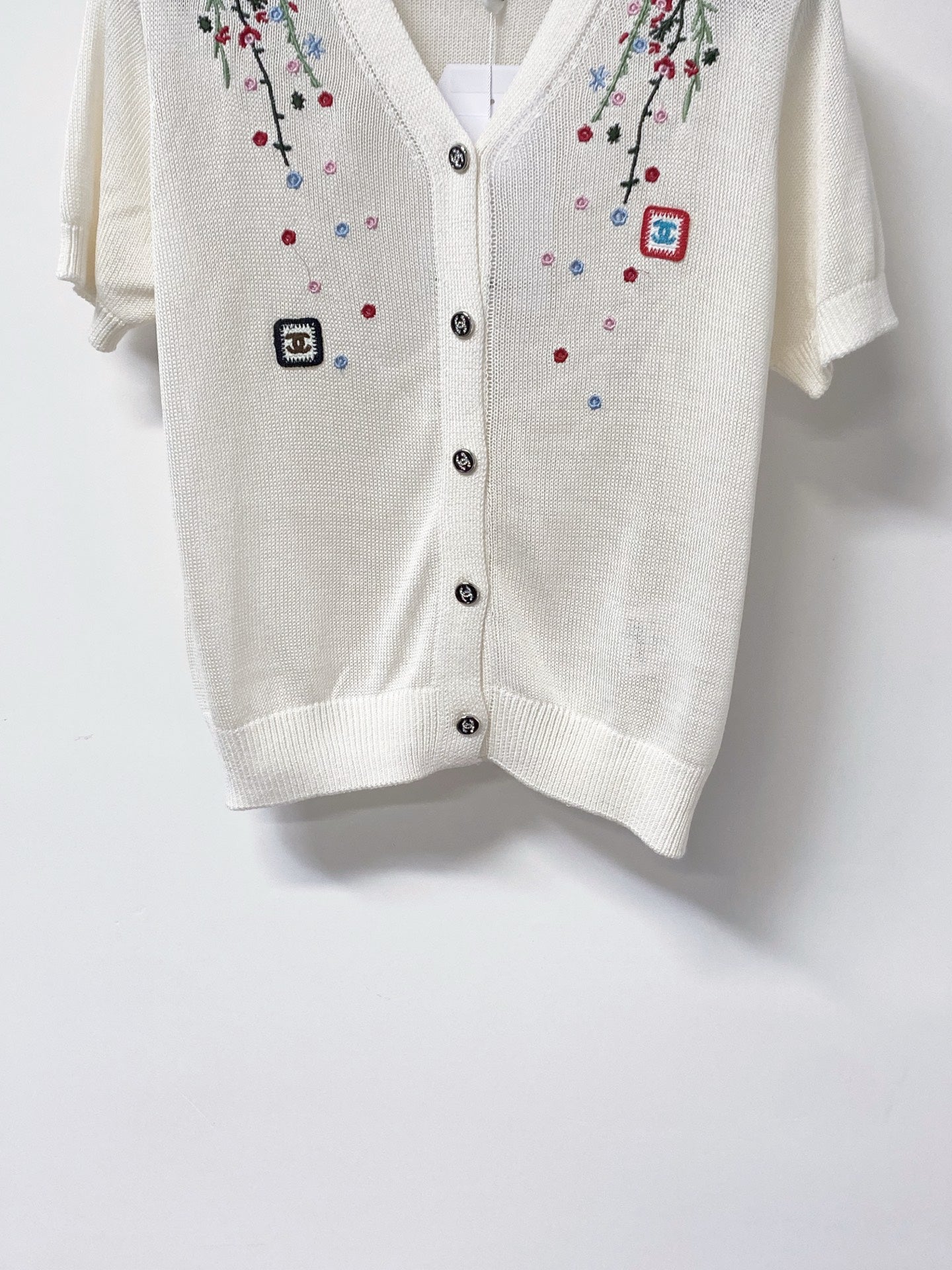 CHANEL 26S SHORT SLEEVE KNIT CARDIGAN 1649