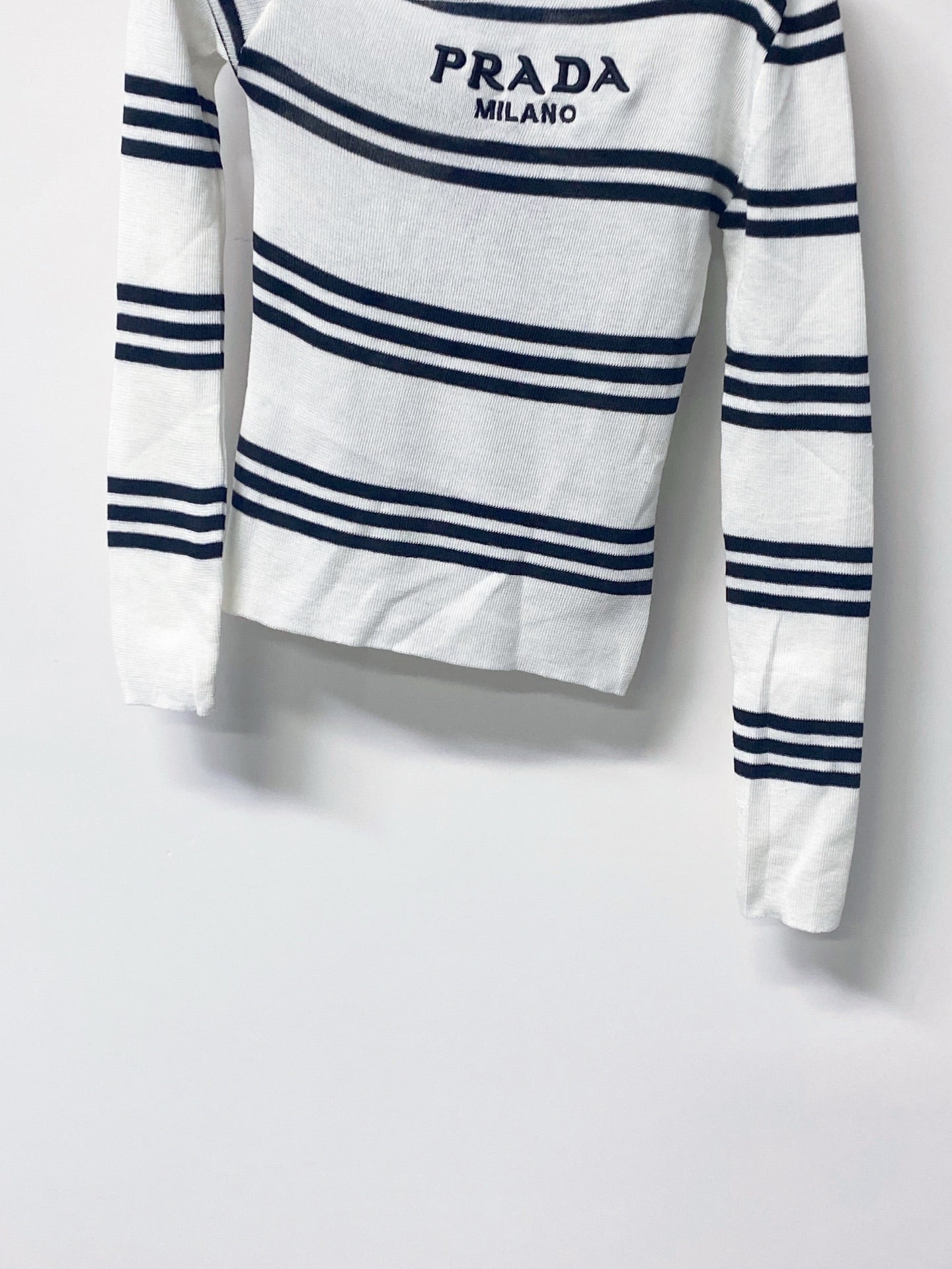 PRADA 26S LONG-SLEEVE KNIT TOP 1131