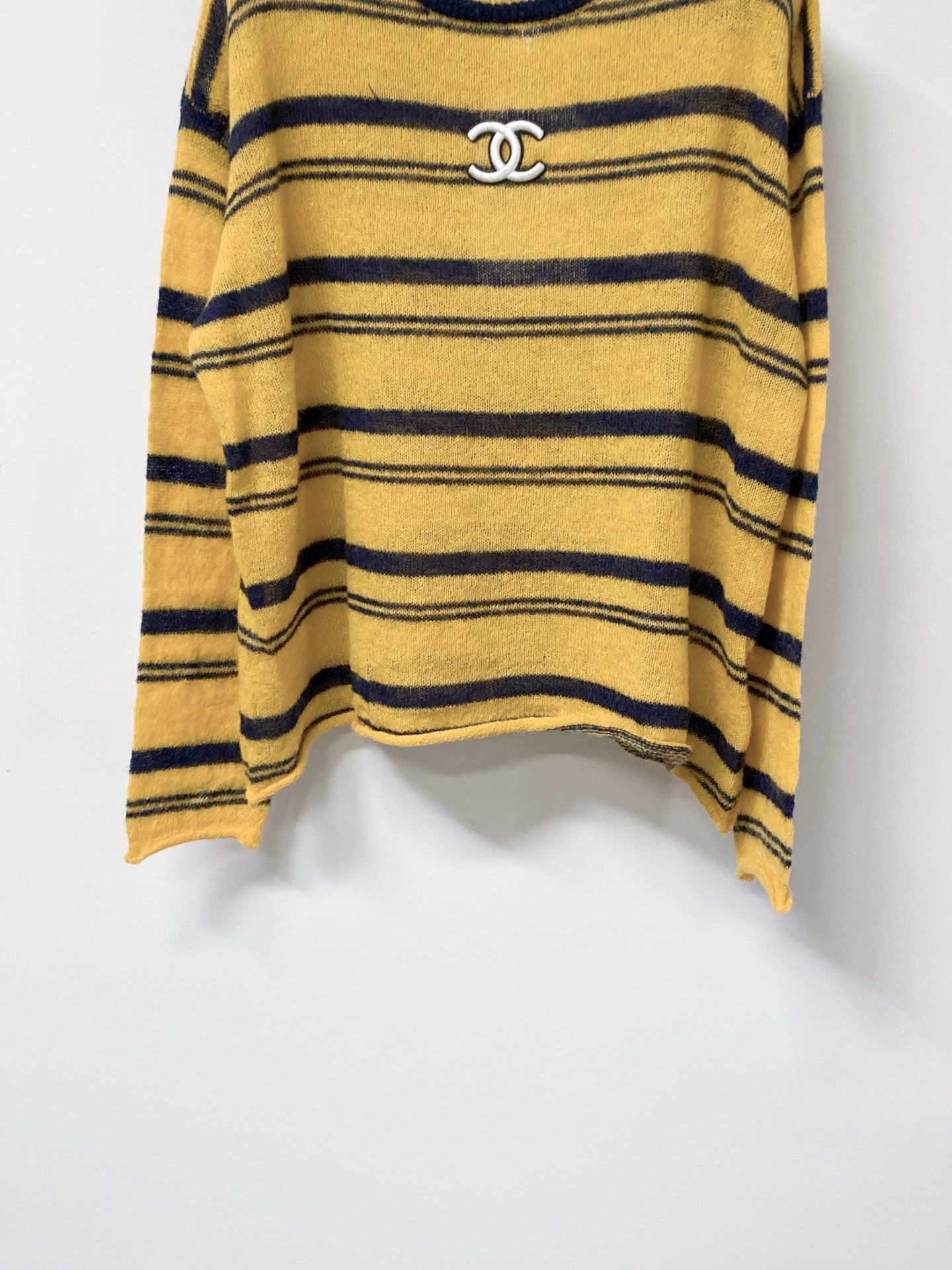 CHANEL 26S STRIPED CREWNECK KNIT SWEATER 1516