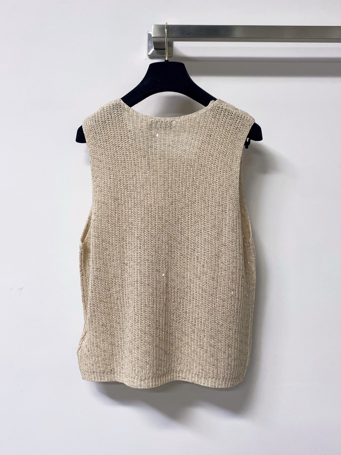 VALENTINO 26S V-NECK BUTTONED KNIT VEST 417