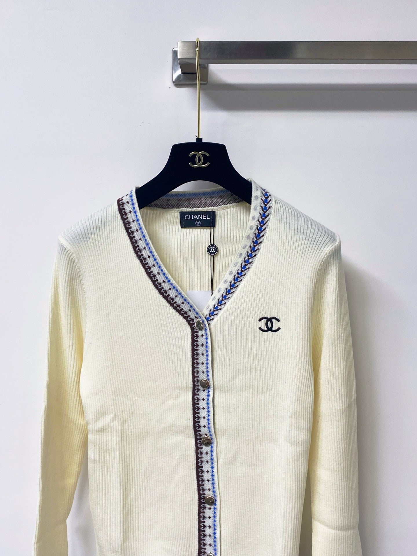 CHANEL 26S KNIT CARDIGAN 1676