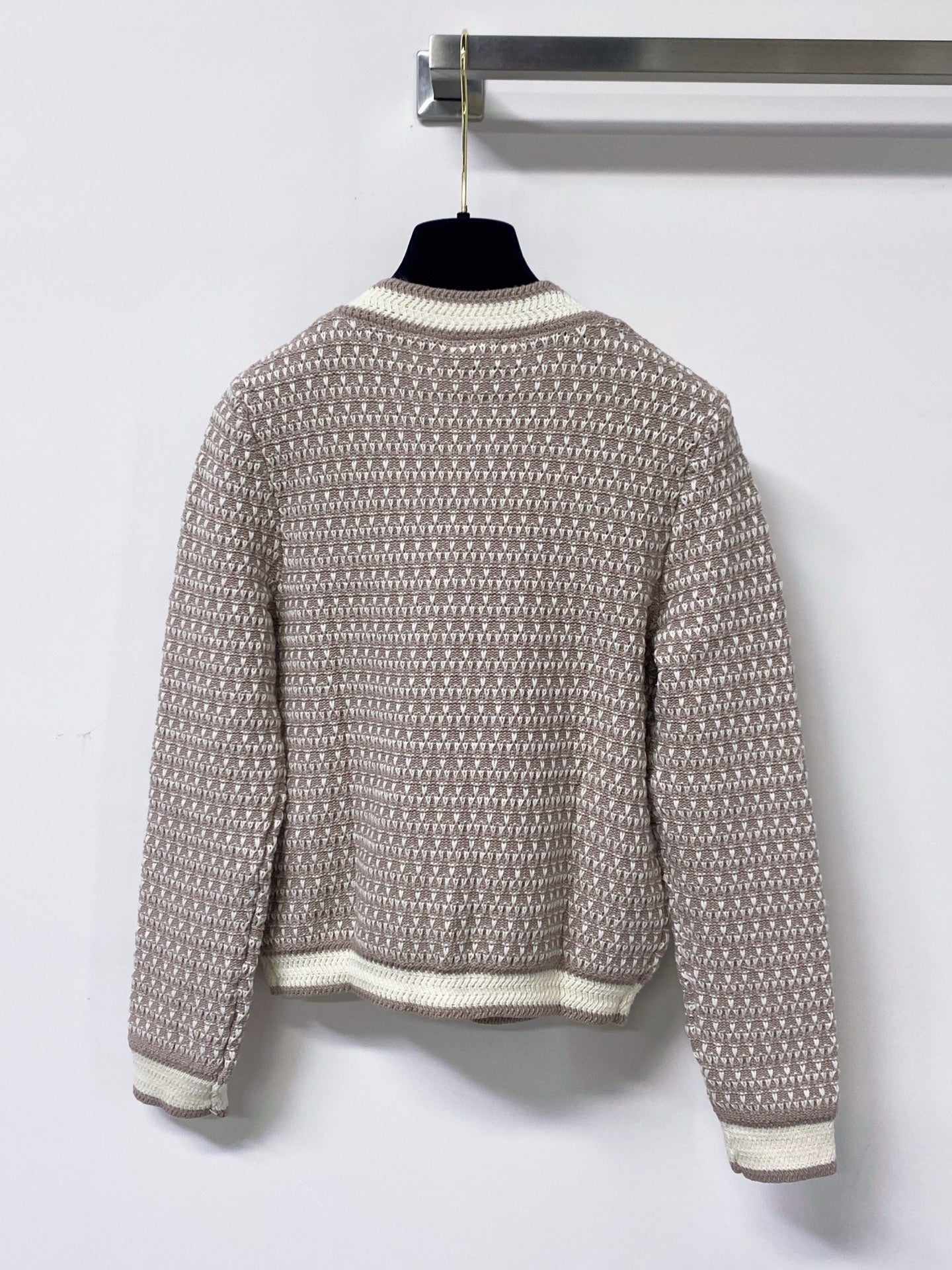 CHANEL 26S KNIT CARDIGAN 1681