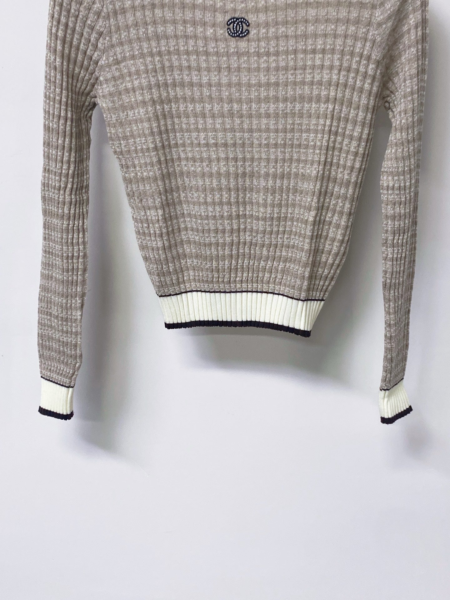 CHANEL 26S TRIM RIBBED KNIT TOP 1670