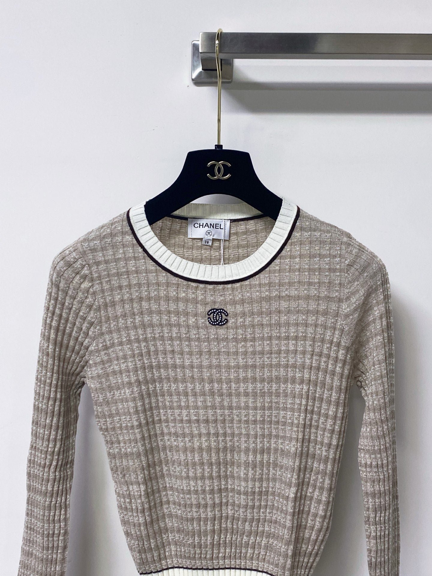 CHANEL 26S TRIM RIBBED KNIT TOP 1670