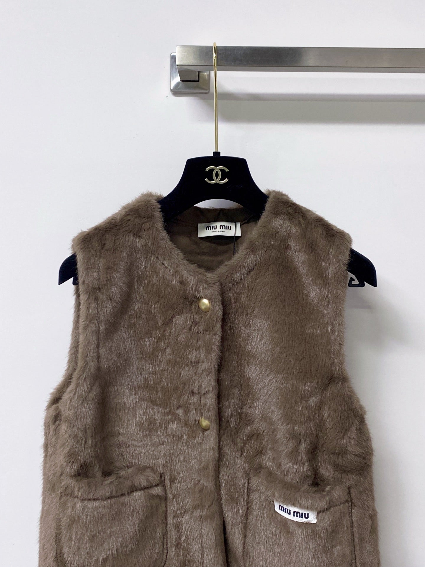 MIUMIU 26S FUR VEST 1485