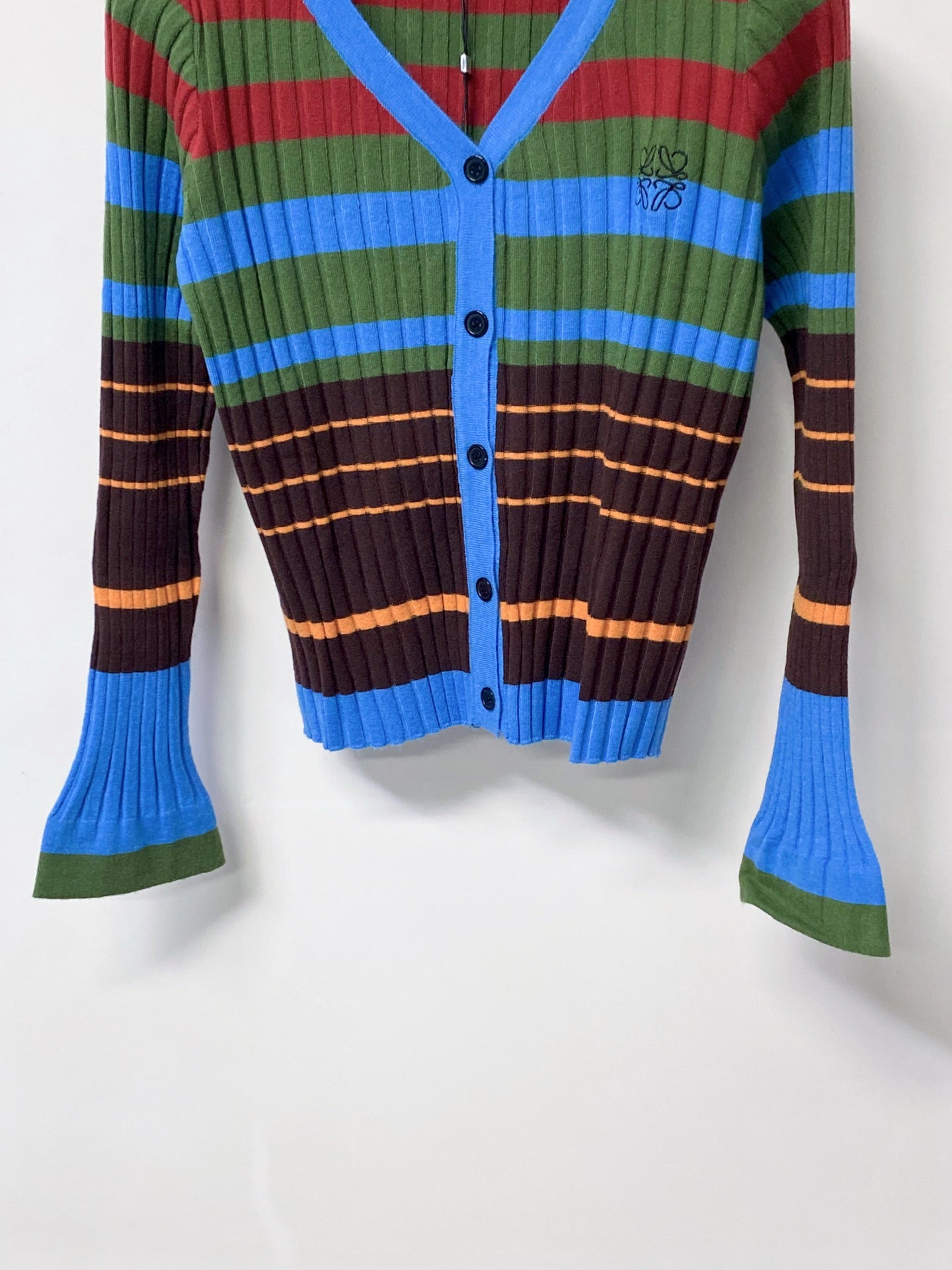LOEWE 26S V-NECK RIBBED KNIT CARDIGAN 667