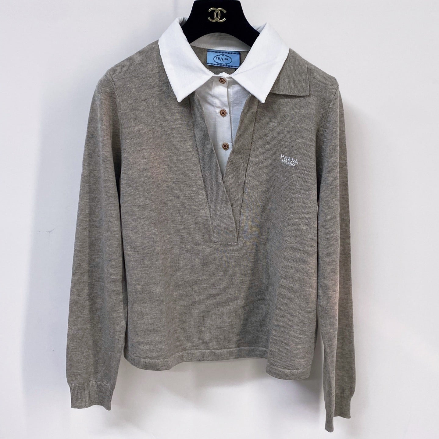 PRADA 26S V-NECK KNIT TOP WITH SHIRT COLLAR 1314