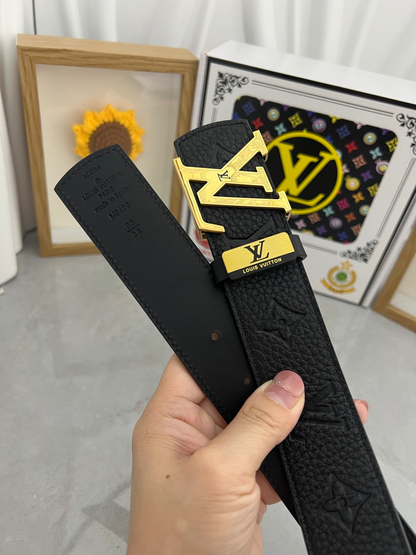 LV 25S BELT 38 MM IN BLACK CALFSKIN 593284