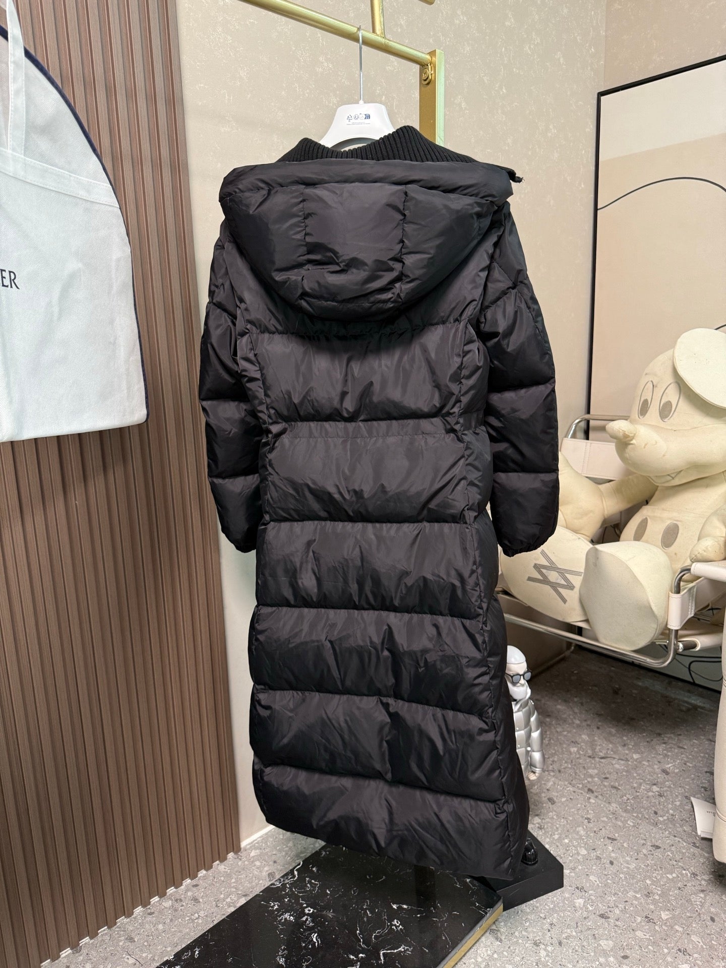 MONCLER COAT STYLE 141