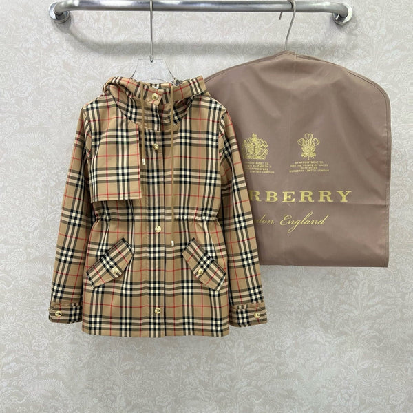 BURBERRY PLAID JACKET 275082
