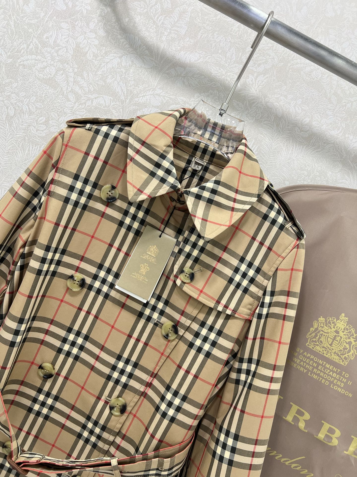BURBERRY PLAID TRENCH COAT 275085