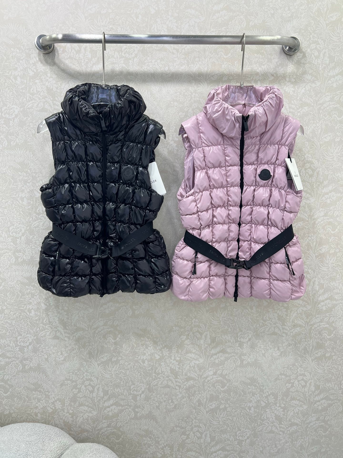 MONCLER 25S JACKET IN BLACK 102