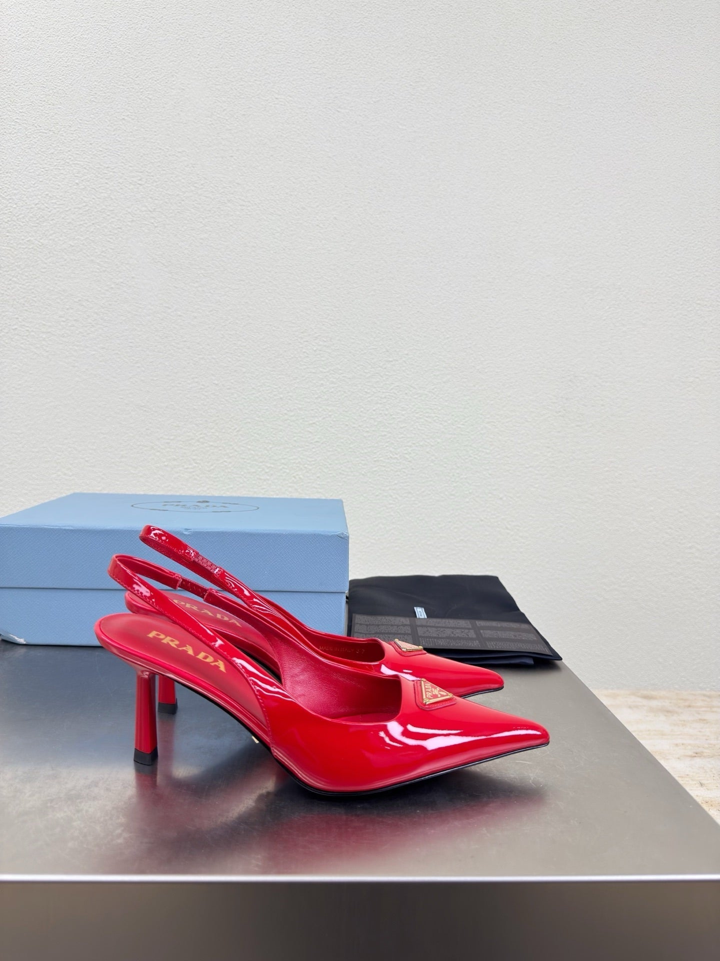 PRADA 26S SLINGBACK POINTED HEELS 75MM IN RED PATENT CALFSKIN
