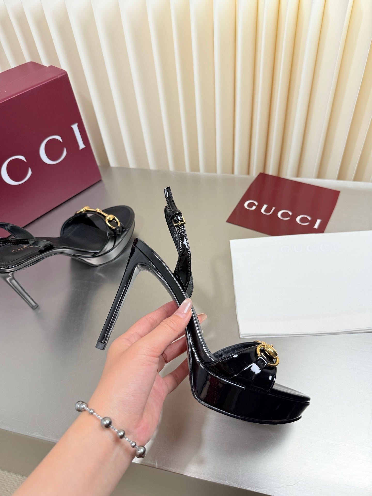 GUCCI 26S SLINGBACK PUMP 105 MM IN BLACK GLOSSY CALFSKIN
