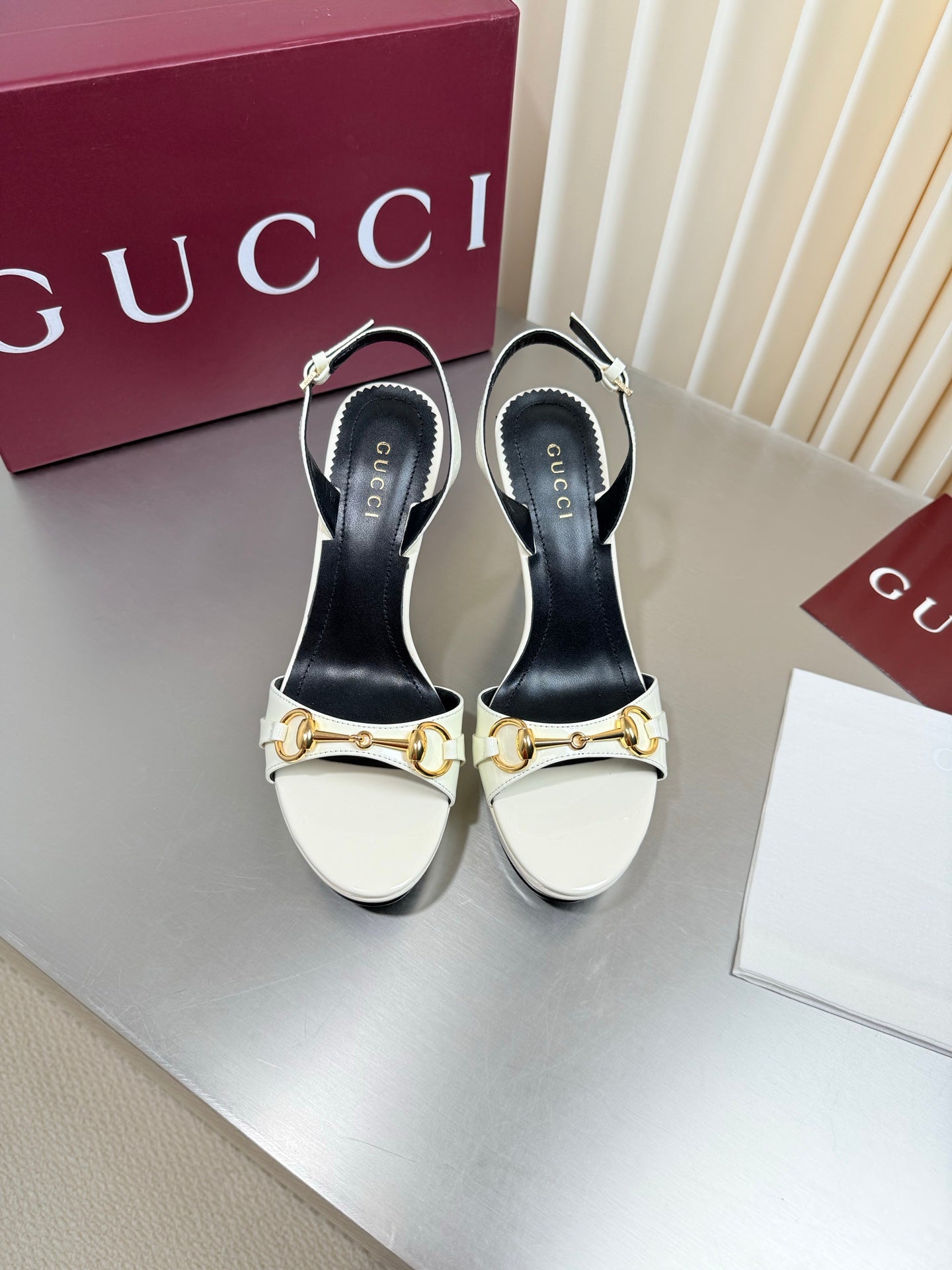 GUCCI 26S SLINGBACK PUMP 105 MM IN CREAM WHITE CALFSKIN