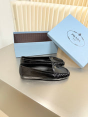 PRADA 26S CLASSIC LOAFERS IN BLACK LAMBSKIN