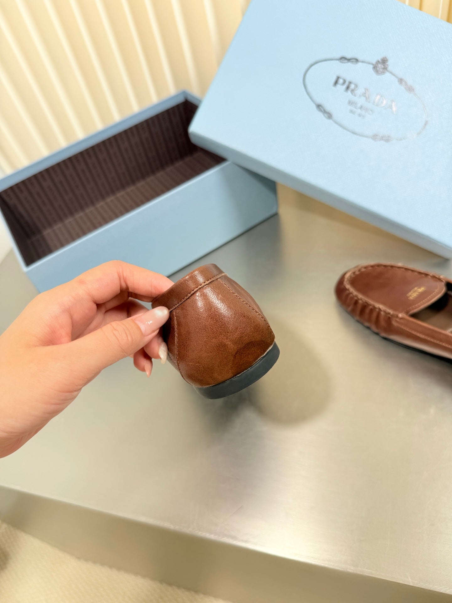 PRADA 26S CLASSIC LOAFERS IN CAMEL BROWN LAMBSKIN