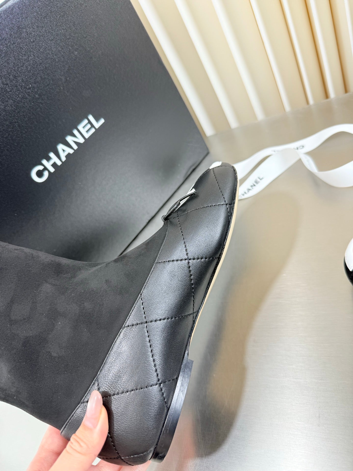 CHANEL 26S ANKLE BOOTS IN BLACK CALFSKIN AND SUEDE SQUARE TOE
