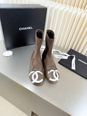 CHANEL 26S ANKLE BOOTS IN BROWN CALFSKIN AND SUEDE SQUARE TOE