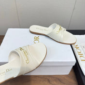 DIOR SANDAL 25S IN WHITE LAMBSKIN WITH GOLD HARDWARE