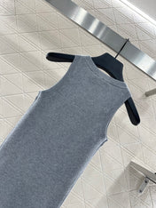 MIUMIU SLEEVELESS KNITTED SWEATER STYLE 114