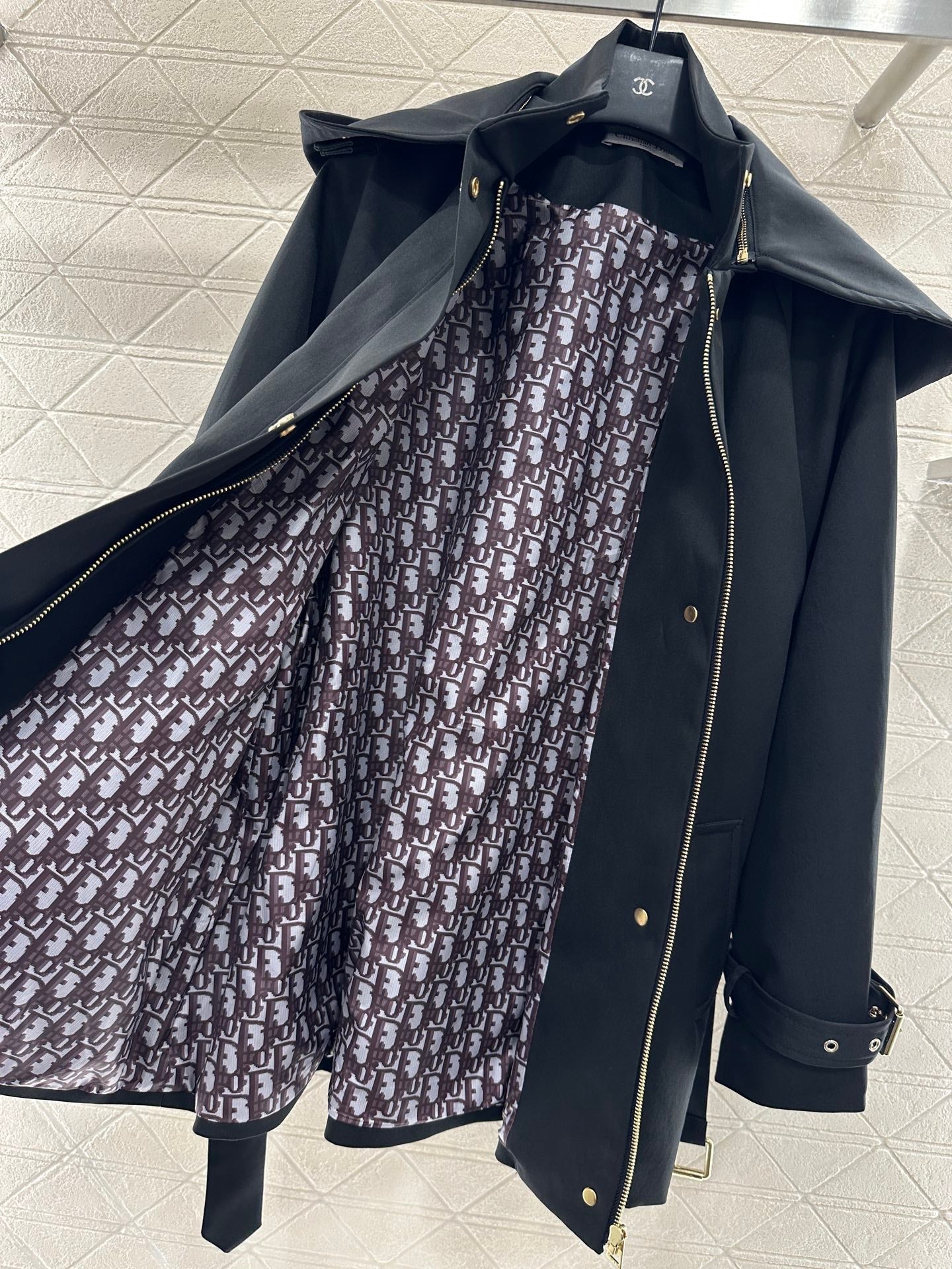DIOR 25S HOODED WINDBREAKER STYLE 273