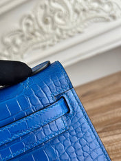HM 26S KELLY MINI 22MM IN DARK BLUE CROC EMBOSSED CALFSKIN SILVER KELLY BUCKLE