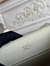 HM 26S KELLY MINI 22MM IN MILKY WHITE CROC EMBOSSED CALFSKIN GOLD KELLY BUCKLE