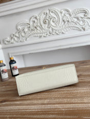 HM 26S KELLY MINI 22MM IN MILKY WHITE CROC EMBOSSED CALFSKIN GOLD KELLY BUCKLE