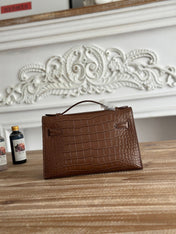 HM 26S KELLY MINI 22MM IN DARK BROWN CROC EMBOSSED CALFSKIN GOLD KELLY BUCKLE