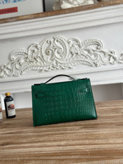 HM 26S KELLY MINI 22MM IN DARK GREEN CROC EMBOSSED CALFSKIN GOLD KELLY BUCKLE